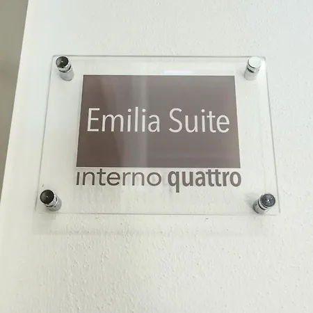 Emilia 아파트 *